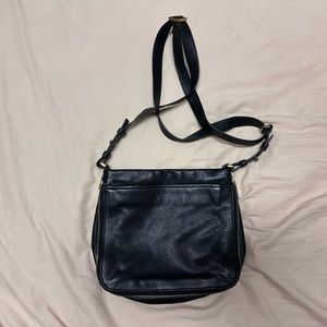 Fossil Preston Black Pebbled Leather Expandable Zip Crossbody Adjustable Strap